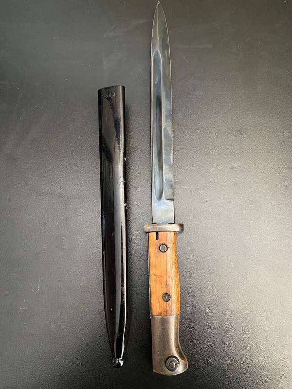 SPANISH M1943 MAUSER BAYONET WITH METAL SCABBARD