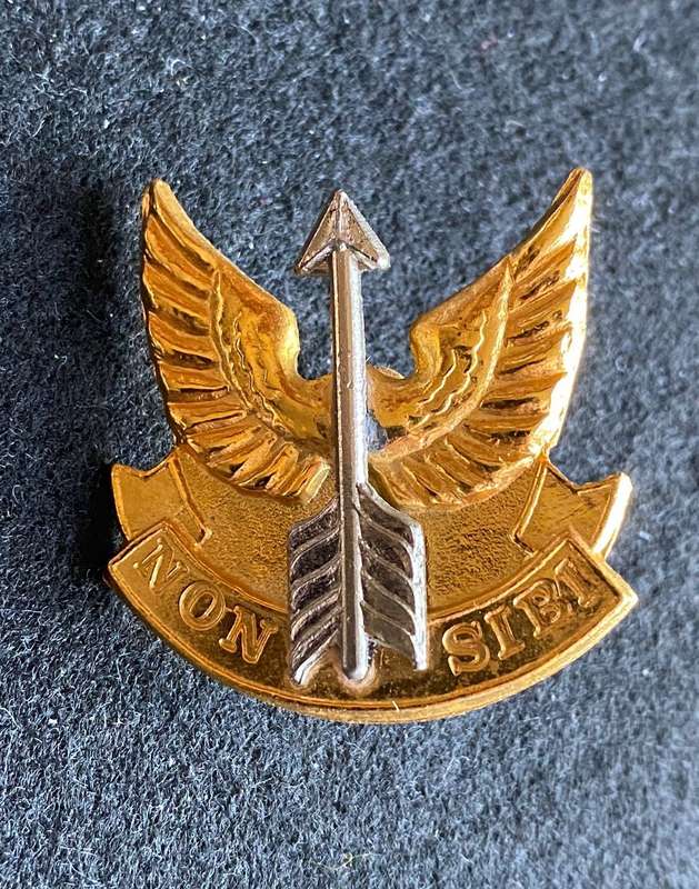 WEMMERPAN COMMANDO BI/METAL CAP BADGE-APPROVED IN 1991- 2 X SCREW LUGS