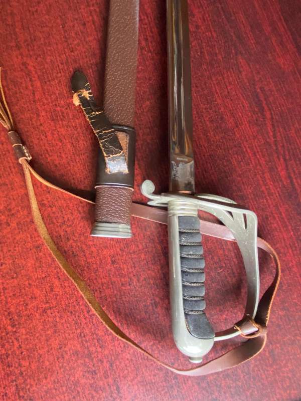 SADF ARMY,CEREMONIAL SWORD WITH LEATHER SCABBARD,NUMBERED 2359,MADE BY SOLINGEN GERMANY-VERY GOOD CO