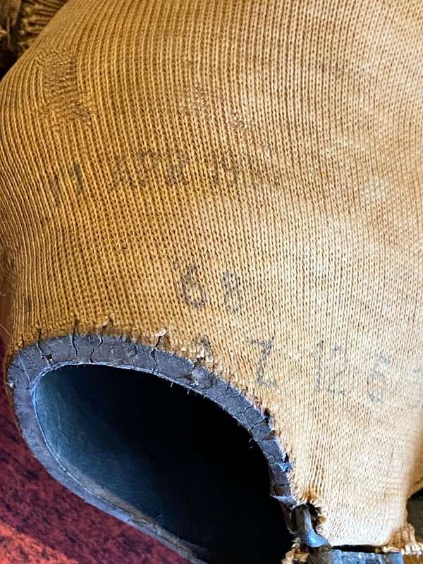 BRITISH WW2 SERVICE RESPIRATOR-DATED 1939