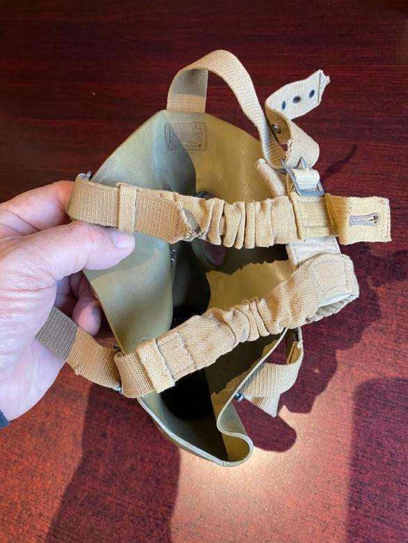 ITALIAN WW2 GAS MASK-IN GOOD CONDITION