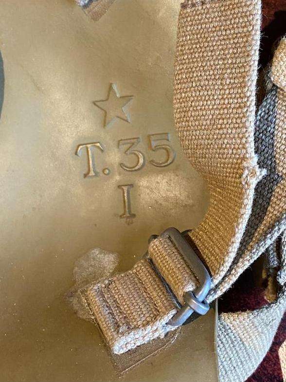 ITALIAN WW2 GAS MASK-IN GOOD CONDITION