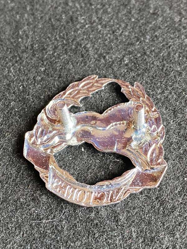 NATAL COMMAND CHROME CAP BADGE-1986-1990'S- 2 X SCREW LUGS