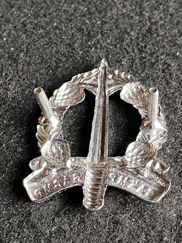 SACMP CAP BADGE-CHROME -WORN FROM 1970'S- 2 X SCREW LUGS