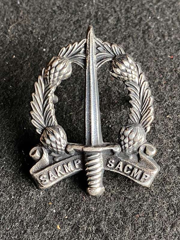 SACMP CAP BADGE-WORN FROM 1970'S- 2 X SCREW LUGS
