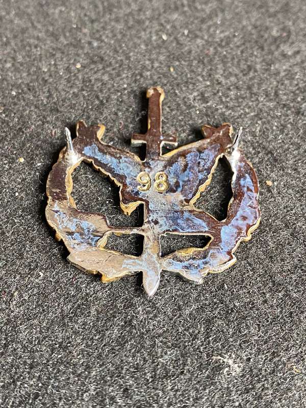 NUMBERED SA TASK FORCE OPERATORS BADGE - BI/METAL- 2 PINS- 1ST ISSUE