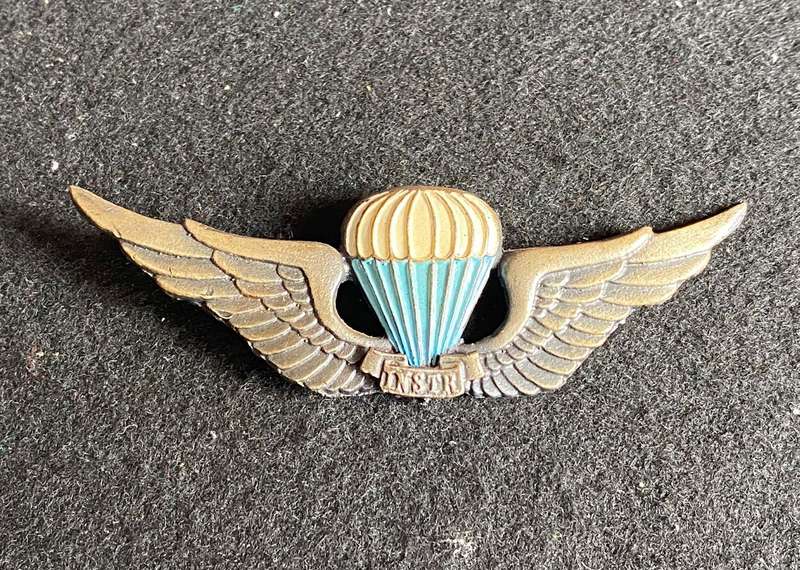 SWA PARACHUTE INSTRUCTOR WING- APPROVED 1984- ONE PIN