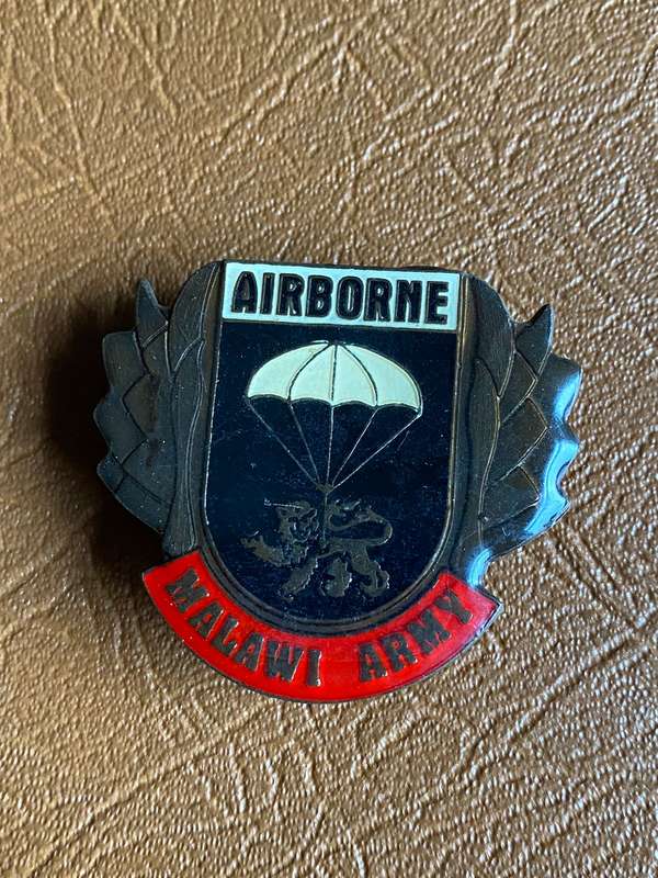 MALAWI-BRONZE PARACHUTE BERET BADGE- 3 PINS