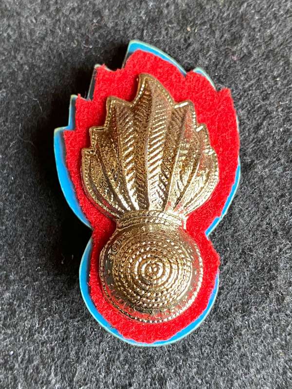 ANTI AIRCRAFT CHROMED CAP BADGE-APPROVED 1977- ONE PIN