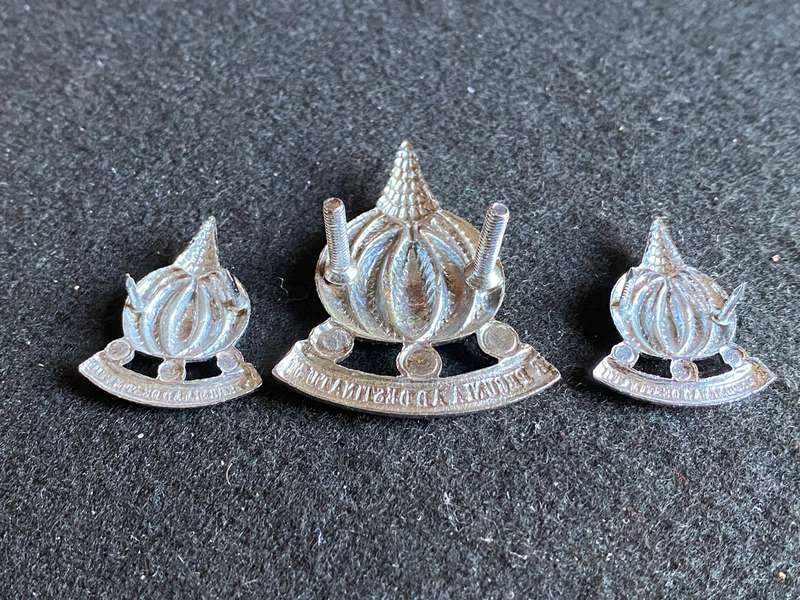 FINANCES SERVICES CORPS CAP AND COLLARS-APPROVED 1973-LUGS + PINS INTACT