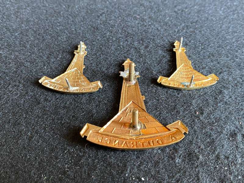 REGT. ALGOA BAY,GILDING METAL CAP AND COLLARS-APPROVED IN 1962-LUGS + PINS COMPLETE