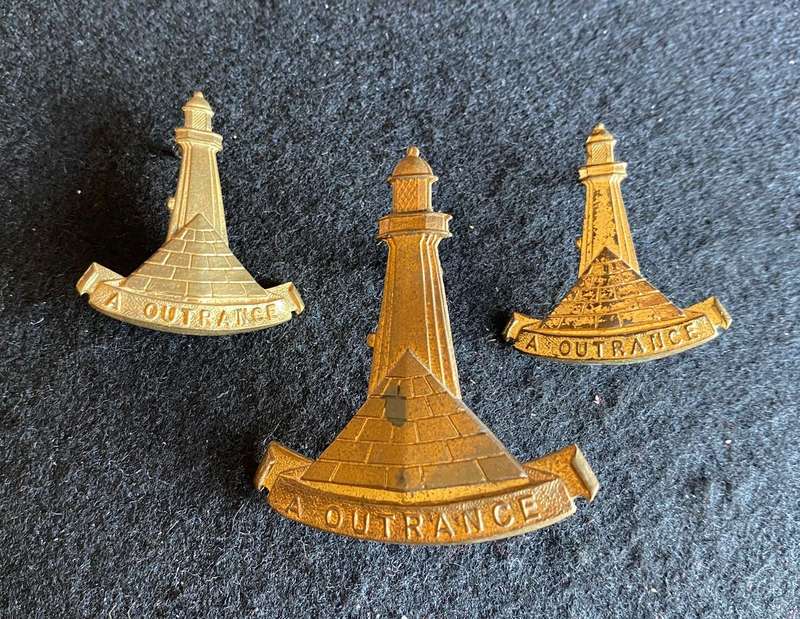 REGT. ALGOA BAY,GILDING METAL CAP AND COLLARS-APPROVED IN 1962-LUGS + PINS COMPLETE