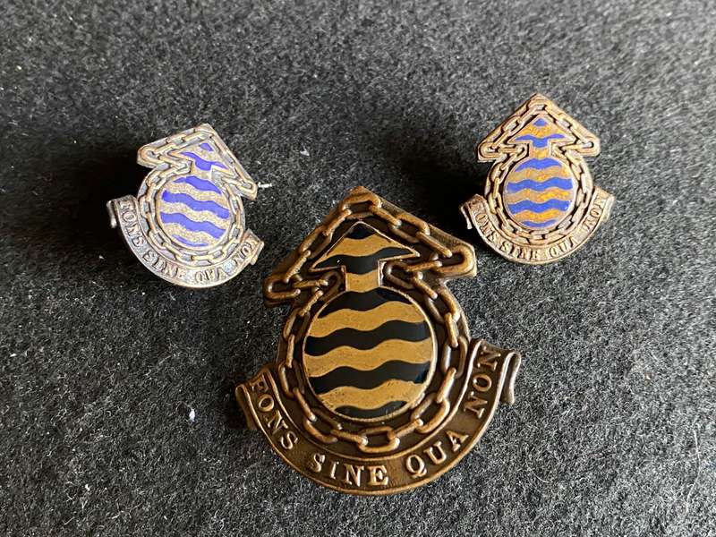 ORDNANCE SERVICE CORPS CAP AND COLLARS POST 1970'S-LUGS PINS INTACT
