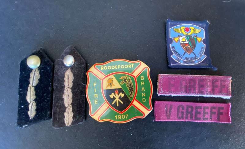 ROODEPOORT FIRE BRIGADE FLASH,BADGES AND RANKS