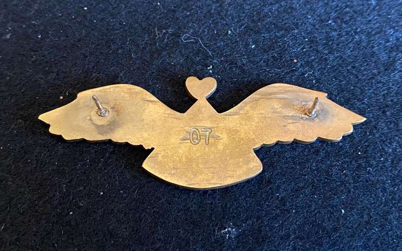 LESOTHO ARMY 1ST SERIES FREE FALL PARACHUTE WINGS-NUMBERED