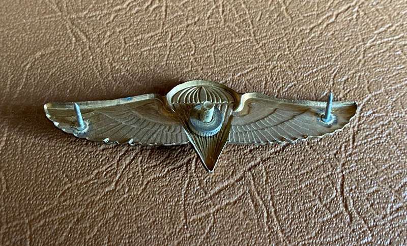 ZAMBIAN ARMY SPECIAL FORCES ADVANCED STATICLINE PARA WING- 2 PINS-1970'S-80'S