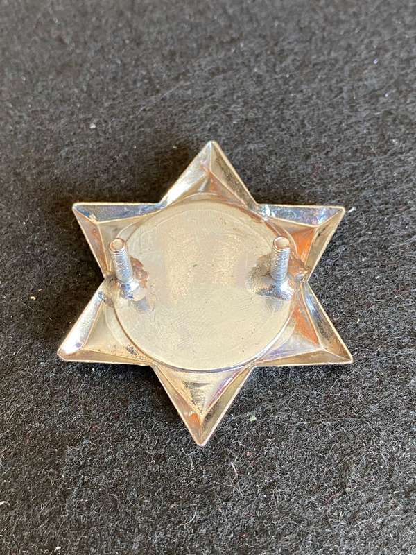 VENDA POLICE-OFFICERS CAP BADGE- 2 LUGS