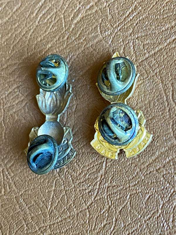SA ENGINEER CORPS COLLAR BADGE PAIR-WORN 1945-1960'S -PINS COMPLETE