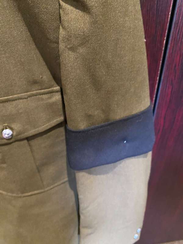 SA ARMY STEP OUT JACKET SIZE LARGE-MEASURES 55CM ARMPIT TO ARMPIT-GOOD CONDITION
