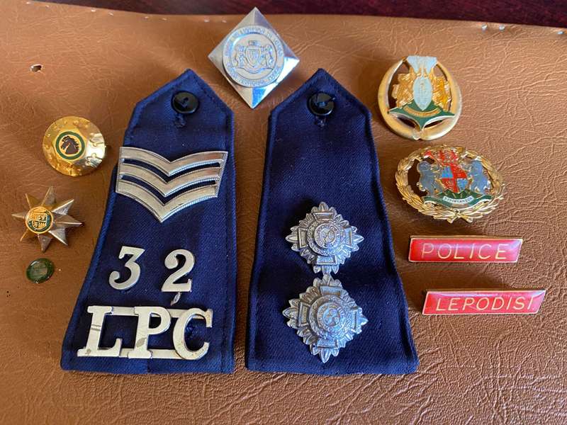 SA HOMELANDS MIXED LOT OF RANKS AND BADGES- 9 ITEMS IN TOTAL
