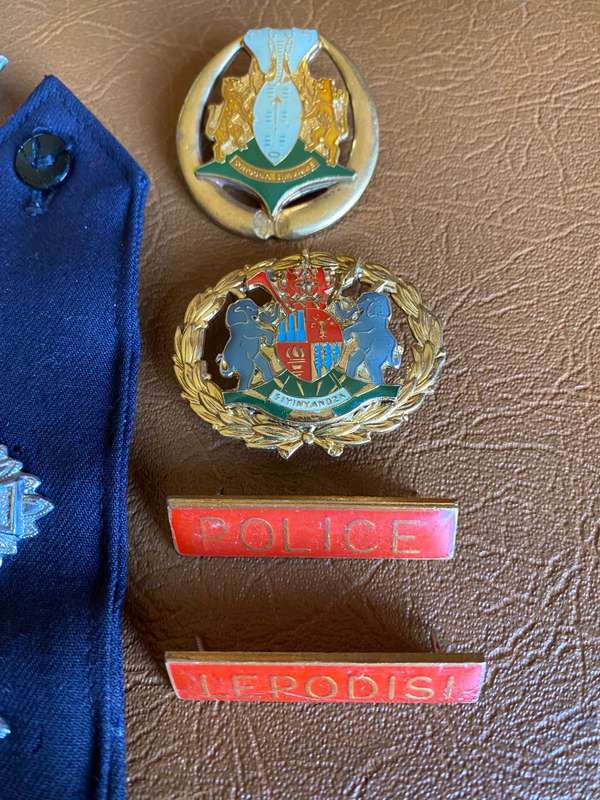 SA HOMELANDS MIXED LOT OF RANKS AND BADGES- 9 ITEMS IN TOTAL