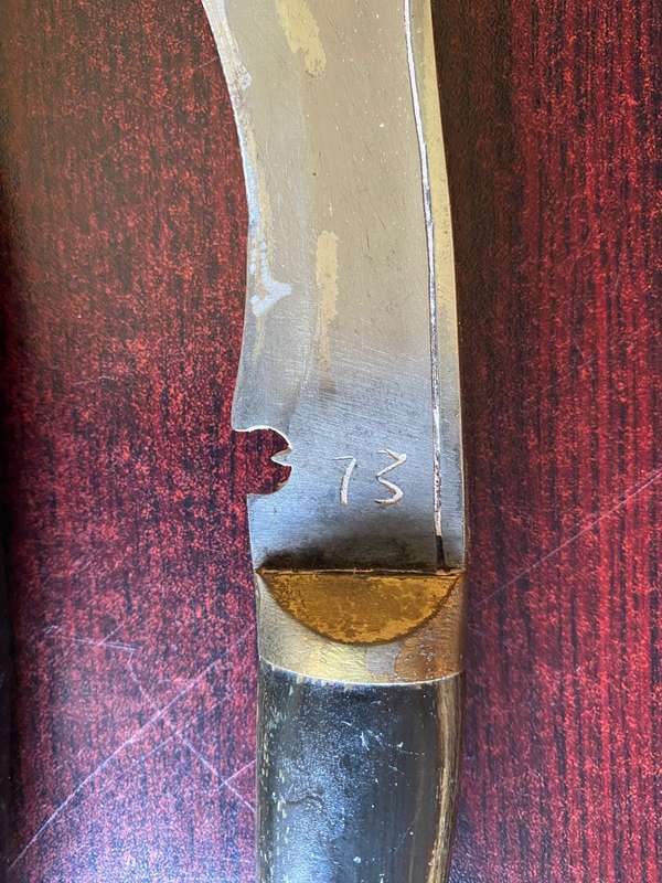 LOVELY ANTIQUE 1980'S KUKRI KNIFE WITH CURVED BLADE AND HORN CARVED FLARED ERGONOMIC POMMEL HANDLE W