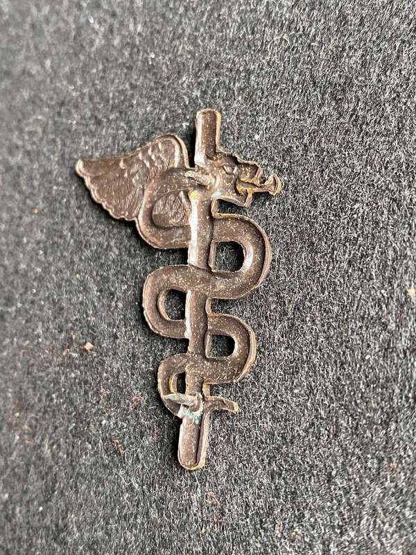 SAMS BRONZE OPS MEDIC BREAST BADGE-APPROVED 1984- 2 PINS