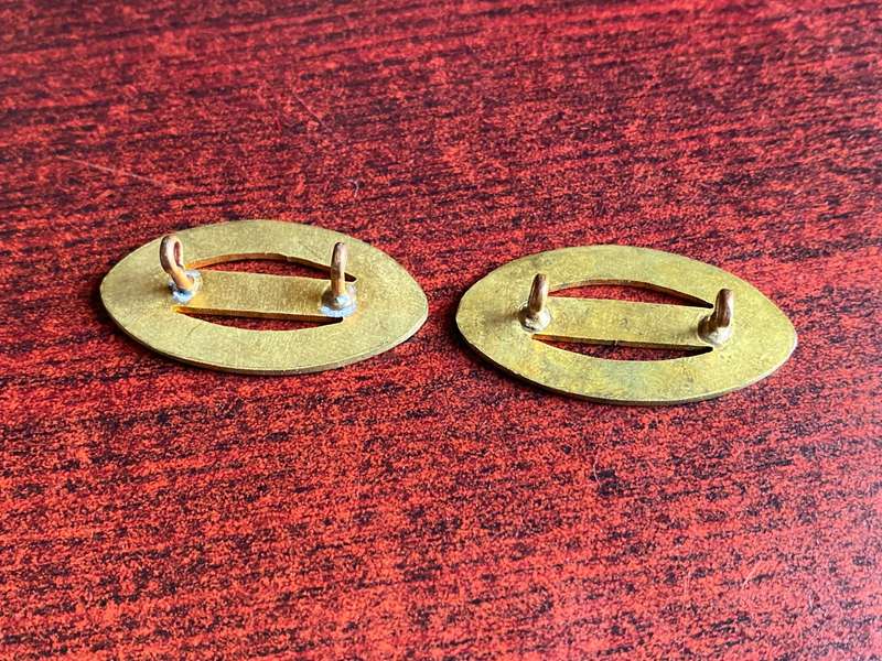 TRANSVAAL SCOTTISH GILDING METAL TITLE PAIR-MADE FOR AND ONLY WORN FOR THE 75TH ANNIVERSARY PARADE I