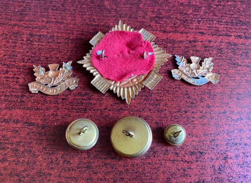 TRANSVAAL SCOTTISH-GILT BALMORAL BONNET BADGE-2ND BN (RED CLOTH CENTRE)-WORN FROM 1913-SOLD WITH 2 X