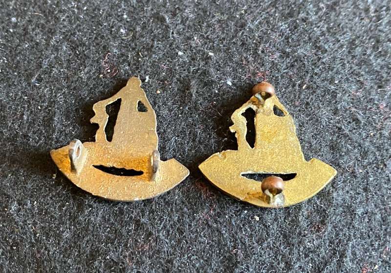 CAPE CORPS COLLAR BADGE PAIR-WORN 1940-45-LUGS COMPLETE