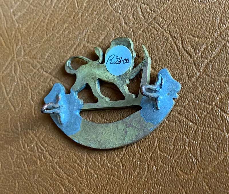RHODESIA AIR FORCE CAP BADGE-WORN WW2- 2 LUGS