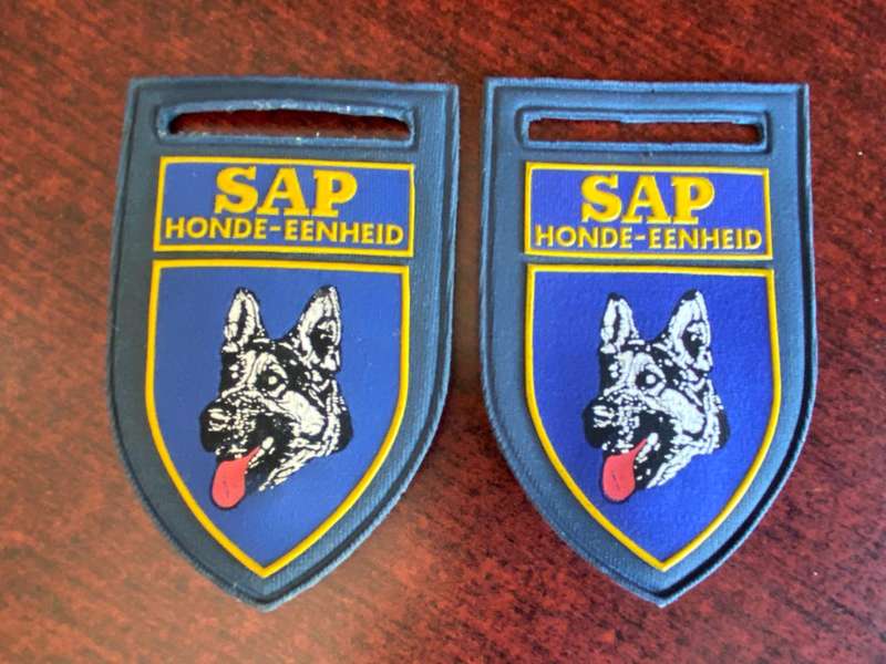 POLICE DOG UNIT ARM FLASH PAIR- PINS COMPLETE