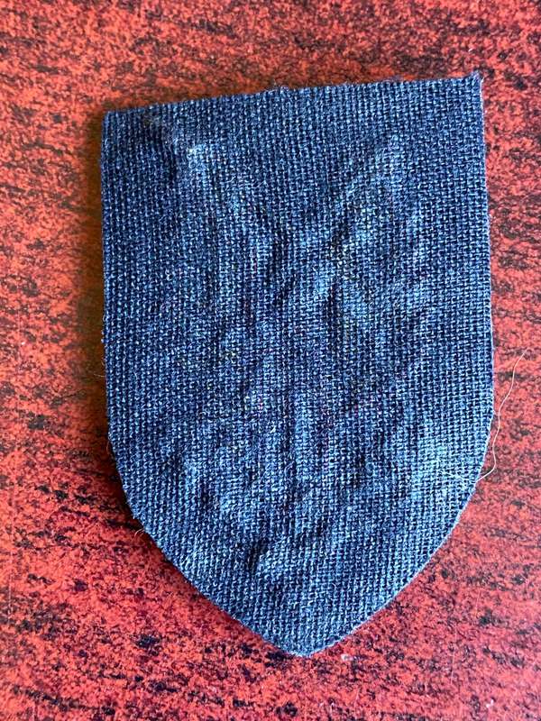 ORIGINAL NEW ZEALAND SAS OFFICERS BERET BADGE-BULLION WIRE EMBROIDERED