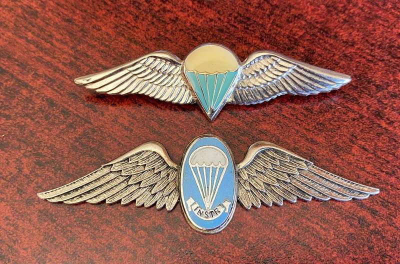 2X SA PARACHUTE WINGS-THE INSTRUCTORS,WITHOUT PINS,BOTH FULL SIZE