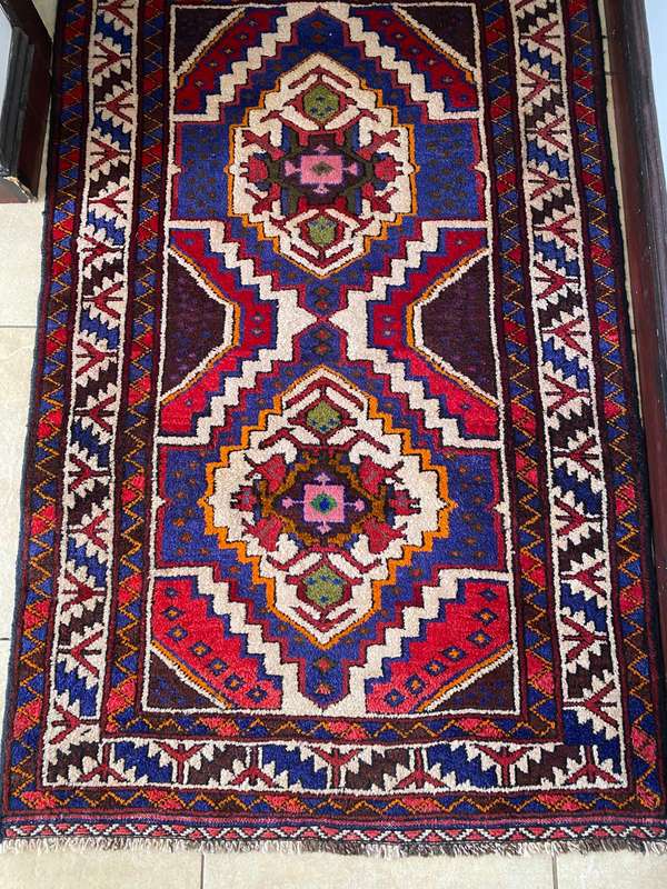 HAND KNOTTED BALUCHI PERSIAN CARPET-CONDITION UNUSED-MEASURES 144X 90 CM