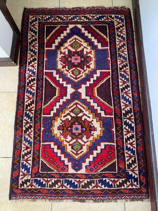 HAND KNOTTED BALUCHI PERSIAN CARPET-CONDITION UNUSED-MEASURES 144X 90 CM