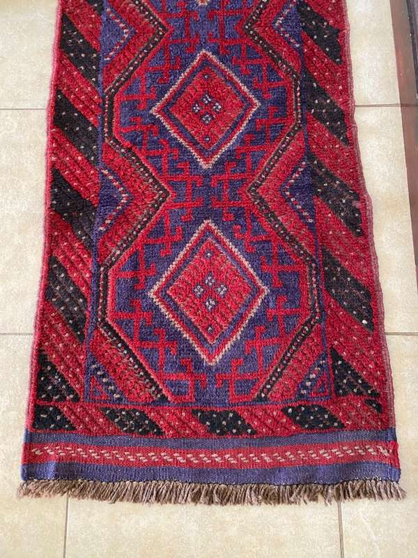 HAND KNOTTED MESHWANE PERSIAN CARPET RUNNER- MEASURES 260X60 CM-CONDITION UNUSED