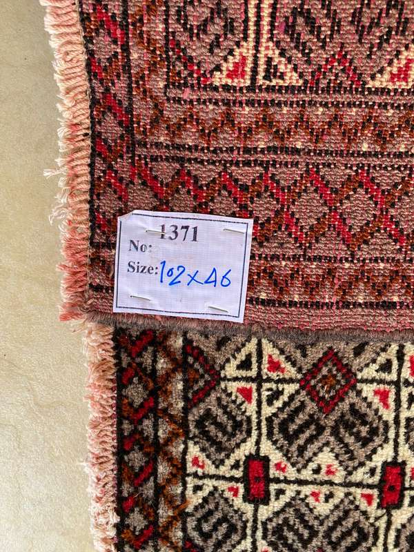 HAND KNOTTED TARKOMAN PERSIAN CARPET-CONDITION UNUSED-MEASURES 102X46 CM