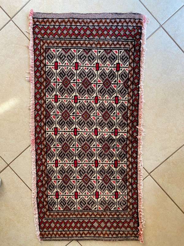 HAND KNOTTED TARKOMAN PERSIAN CARPET-CONDITION UNUSED-MEASURES 102X46 CM