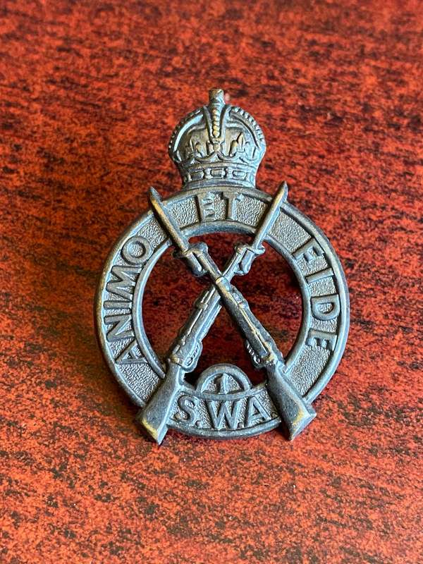 SWA INFANTRY BATTALION CAP BADGE-WORN 1940-1964- 2 LUGS-BLACKENED BRASS