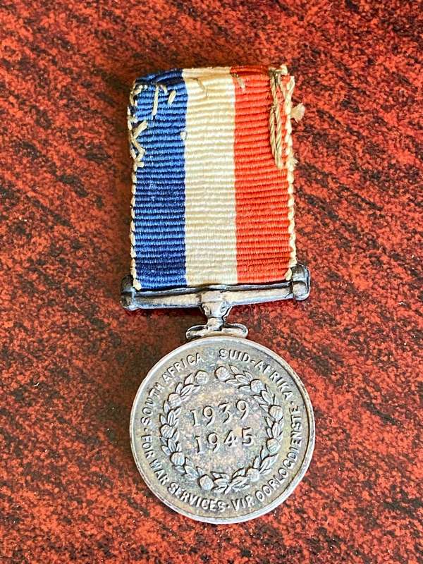 SILVER 1939-45-WW2 MINIATURE MEDAL