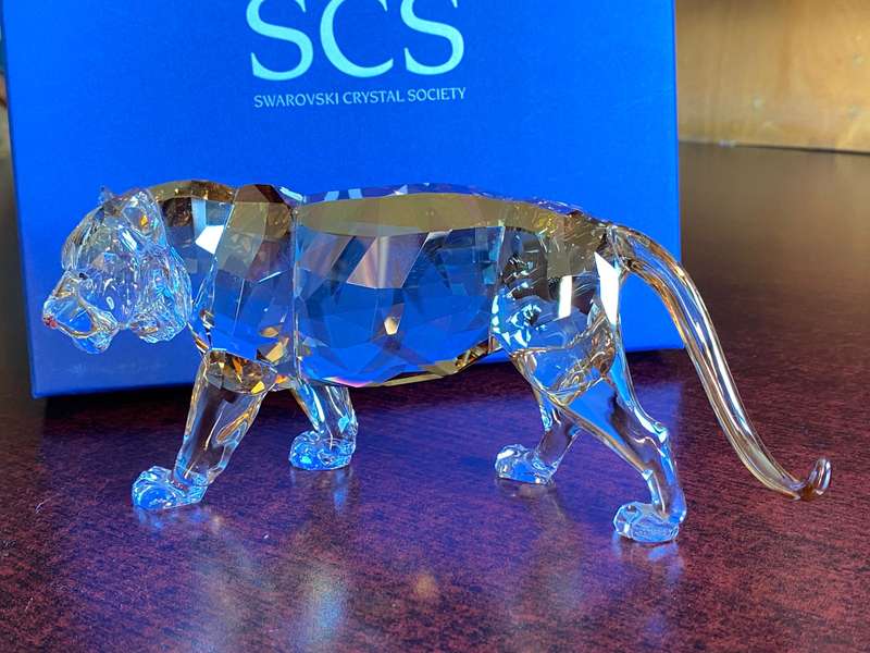 SWAROVSKI CRYSTAL SCS 210 TIGER 1003148 MINT BOXED RETIRED -RARE-SIZE 18,5 X 8,5 CM