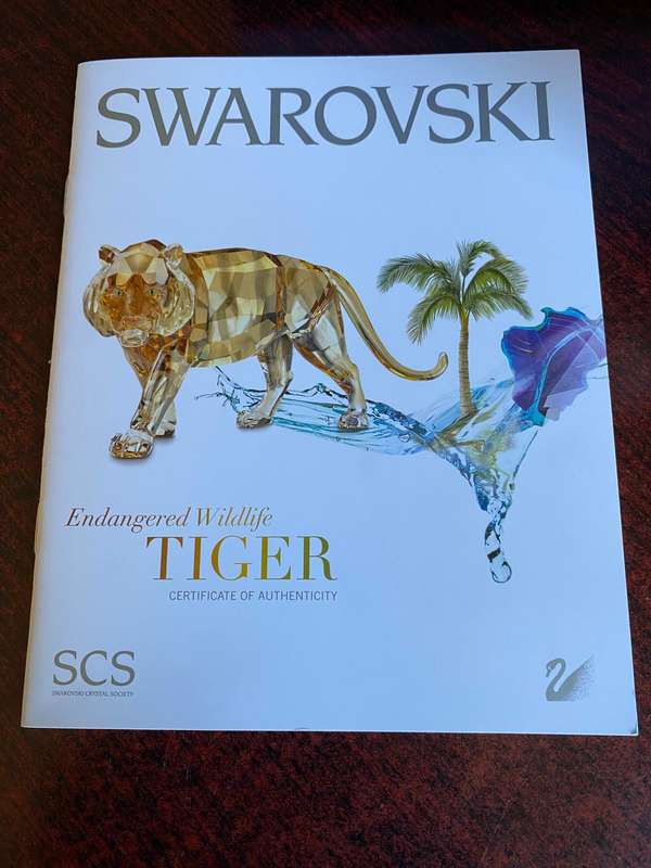 SWAROVSKI CRYSTAL SCS 210 TIGER 1003148 MINT BOXED RETIRED -RARE-SIZE 18,5 X 8,5 CM