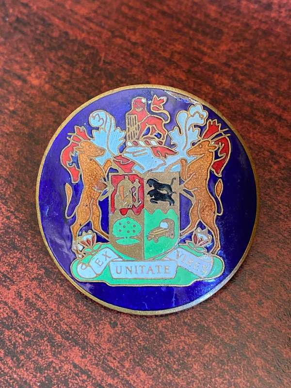 STATE PRESIDENTS GUARD ENAMEL SHACK BADGE-WORN 1967-1986- 2 LUGS