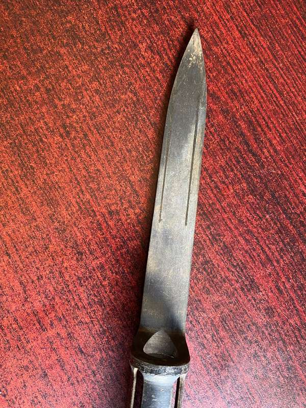R1 BAYONET WITHOUT A SCABBARD