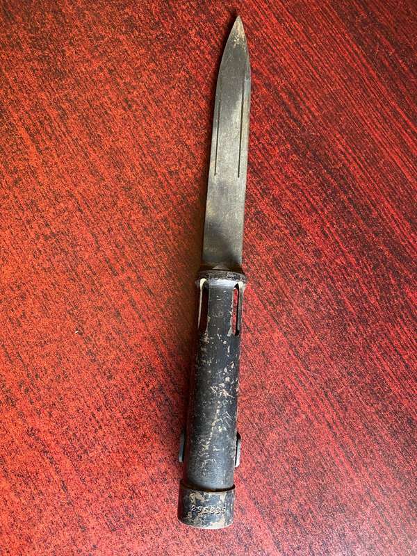 R1 BAYONET WITHOUT A SCABBARD