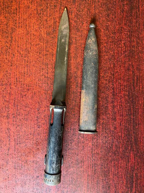 FN BAYONET WITH METAL SCABBARD
