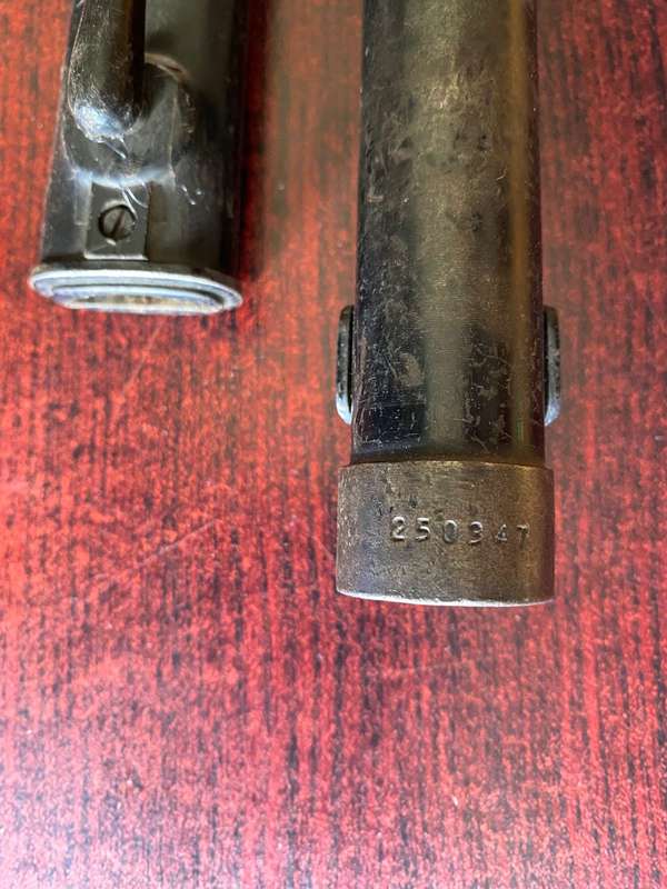 R1 BAYONET WITH PLASTIC SCABBARD