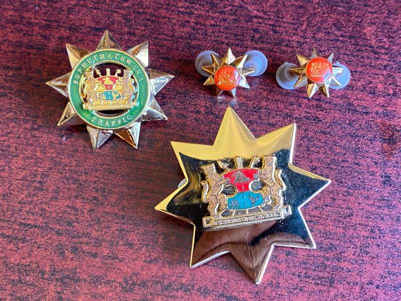 BOPHUTHATSWANA TRAFFIC POLICE CAP,BREAST BADGE AND RANKS