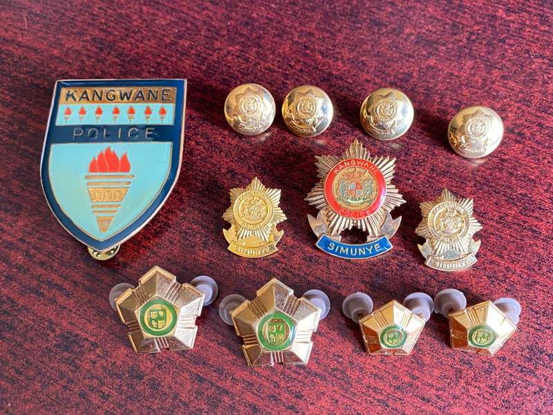 KANGWANE POLICE CAP,COLLARS,BUTTONS FLASH AND RANKS